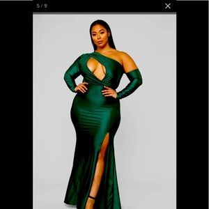 Formal Dress. Pretty Hurts in hunter green🔥🔥🔥